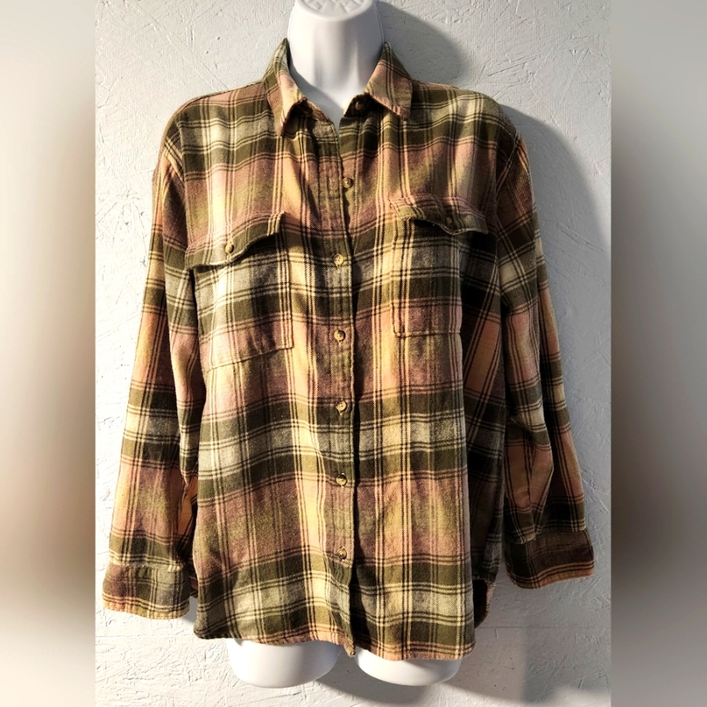 Old Navy Plaid Boyfriend Shirt - Size M
